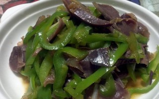美味家常菜-鸭胗炒青椒（简单易做、口感丰富、健康营养）