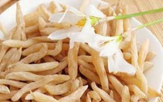 品味檀香橄榄麦冬绿茶的美妙（探寻制作方法，享受清新茶香）