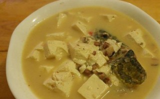 三文鱼骨豆腐汤（快乐煮菜系列之一，简单易学的家常美食）