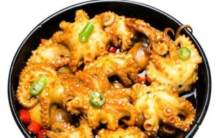 尝试制作香辣迷你八爪鱼，一种美味的海鲜小吃（做法简单易学，让你在家也能享受道地的八爪鱼美味）
