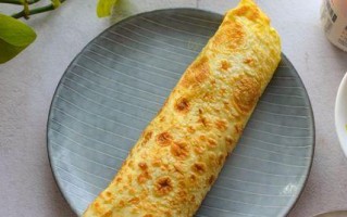 早餐必备，美味可口的蛋饼卷（15个步骤教你轻松DIY）