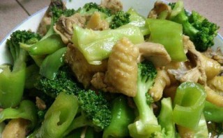 健康美味，轻松做出以西兰花鸡肉条（15个小技巧，让你的以西兰花鸡肉条更加美味健康）