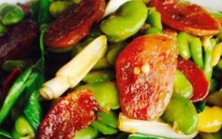 香炒蚕豆，营养美味无负担（蚕豆的功效与做法）