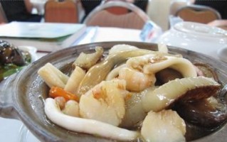 一品煲制作方法（全面掌握煲制技巧，轻松煲出美味佳肴）