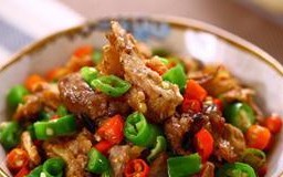 让你随手拿下的小炒拆骨肉（传统技艺现代化，一把刀，一口香。）