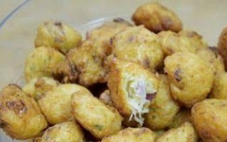 做出酥香美味的白萝卜饼（学习制作方法，让你也能轻松做出口感松软、外皮酥脆的白萝卜饼）