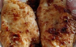 香煎黑胡椒鸡脯肉的制作方法（香味四溢，口感鲜美的鸡肉佳肴）