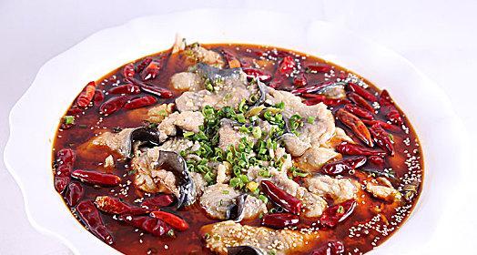 享受美味，尝试水煮鲶鱼（传统四川名菜的制作秘诀）-第3张图片-美味行家