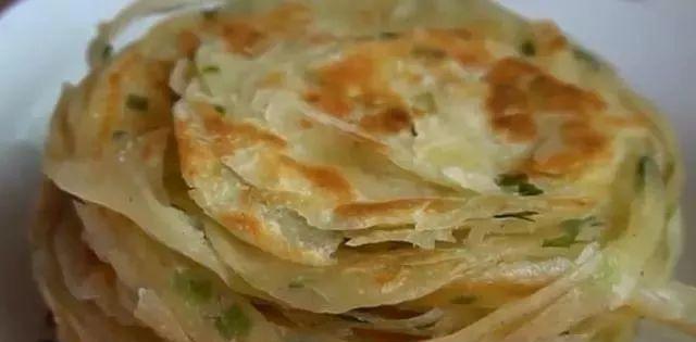 探寻神秘美味——以我也不知道叫啥饼的做法为例（学习制作一道神秘美味/美味不可错过的秘方）-第1张图片-美味行家