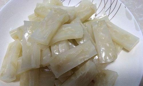 原汁皮冻，做法全解析（制作过程详细教程，轻松DIY皮冻）-第3张图片-美味行家