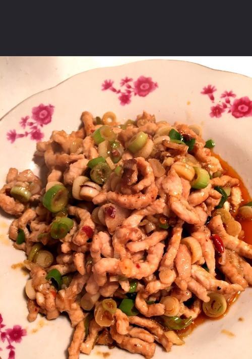 蒜香炒肉条，鲜香美味又简单（15个步骤，让你轻松做出一道下饭好菜）-第1张图片-美味行家