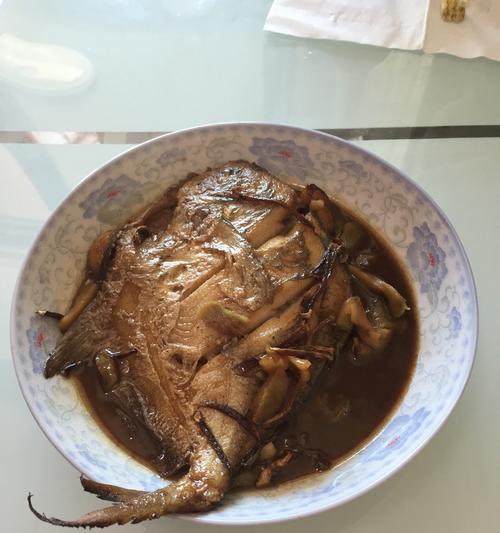 香煎金枪鱼的完美做法（享受海洋美味，烹饪鱼肉的技巧和窍门）-第3张图片-美味行家