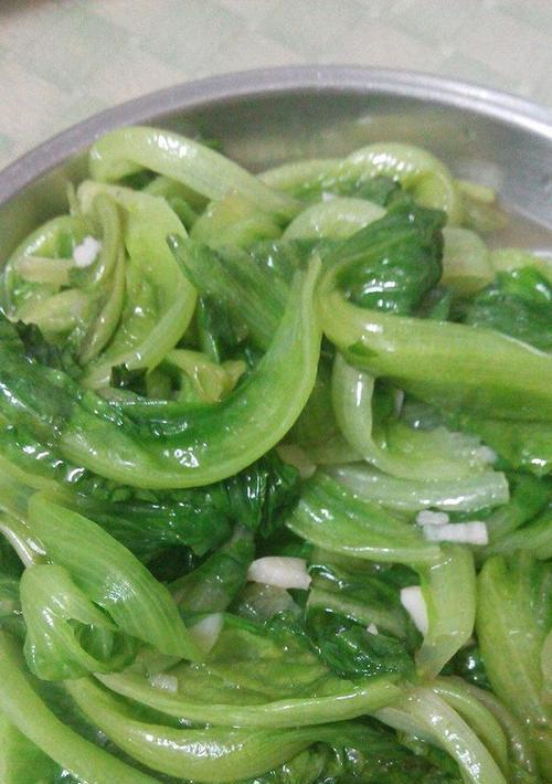 蒜香回锅豆腐，家常下饭好滋味（15步教你轻松做出美味的蒜香回锅豆腐）-第2张图片-美味行家