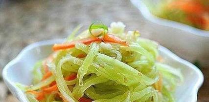以莴苣笋为主材料的美食制作方法（健康美味，快乐享受）-第1张图片-美味行家