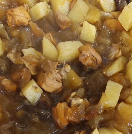 健康美味，以香菇粉皮参鸡汤煲提高免疫力（疫情期间，家庭煲汤秘籍分享；养生美食，让健康更简单）-第2张图片-美味行家