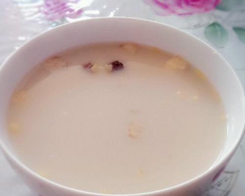 健康早餐，瑞士果蔬燕麦片的美味做法（以健康为重，让燕麦片成为早餐的主角）-第3张图片-美味行家