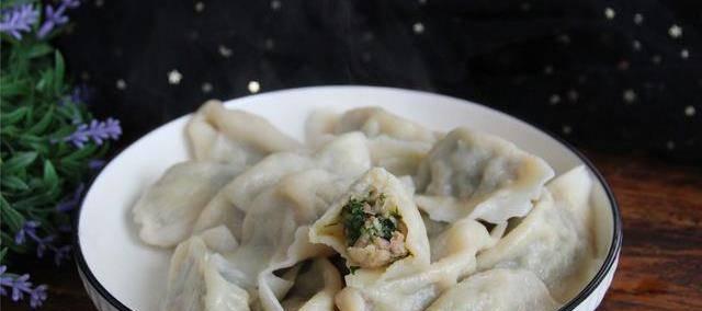 野菜大肉饺子的制作方法（传统美食的新变革）-第2张图片-美味行家