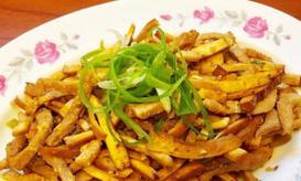 美味肉丝豆腐干的制作方法（简单易学的健康美食）-第1张图片-美味行家