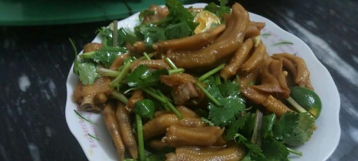 美味腌鸭爪的制作方法（一次成功的秘诀及美食体验）-第1张图片-美味行家