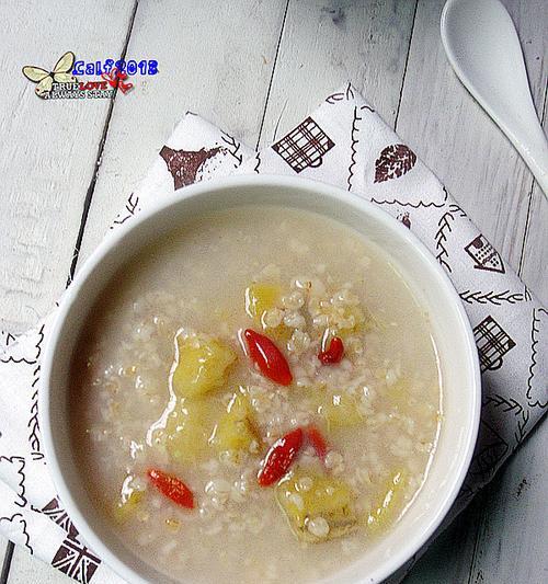 健康美味，轻松制作——水果燕麦粥（以水果为主打，营养又美味；15个步骤详解，轻松制作水果燕麦粥。）-第3张图片-美味行家