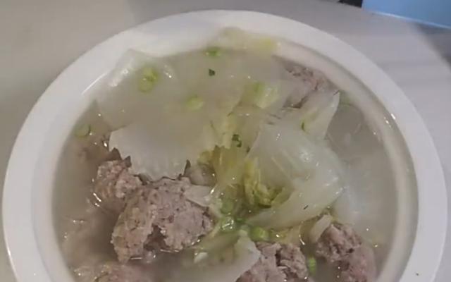 砂锅清串丸子炖菜的制作方法（手把手教你一步步炖出美味的家常菜）-第3张图片-美味行家