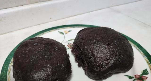日式砂糖煮黑豆，美味健康的养生食谱！（以日本传统做法烹制，甜香浓郁，营养丰富，助您美丽健康！）-第2张图片-美味行家