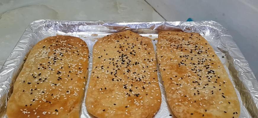 手把手教你做香酥烧饼（制作流程详解，让你轻松享受美食）-第2张图片-美味行家