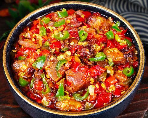 手把手教你制作美味的香辣拌面（口感醇香，辣味十足，让你垂涎三尺的家常美食）-第1张图片-美味行家