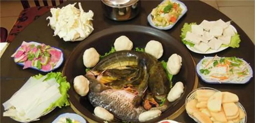 如何以铁锅炖野生鱼？（掌握炖鱼技巧，美味满满！）-第2张图片-美味行家