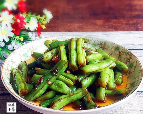 蒜蓉四季豆的做法（清炒鲜嫩四季豆，香气扑鼻蒜味浓）-第1张图片-美味行家