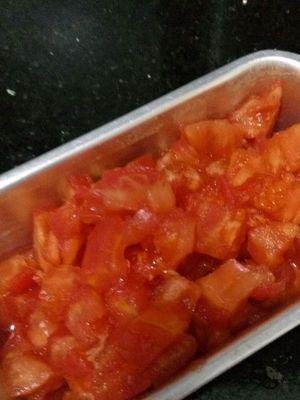 DIY三文鱼披萨，轻松享受美食盛宴（做法简单易学，健康又美味）-第2张图片-美味行家