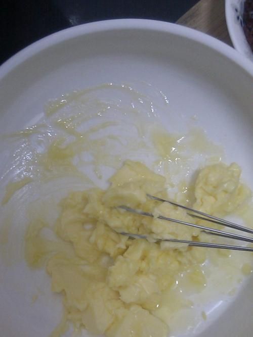 微波炉饼干的制作方法（快速又美味的小吃）-第3张图片-美味行家