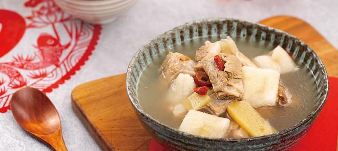 美食享受——玉米竹荪炖排骨（美味佳肴，回味无穷）-第3张图片-美味行家