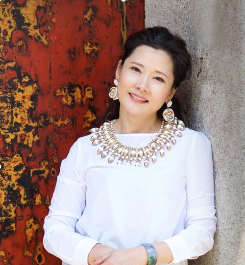探秘五朵金花的制作方法（手把手教你如何制作五朵金花，做出口感鲜美的美食）-第2张图片-美味行家