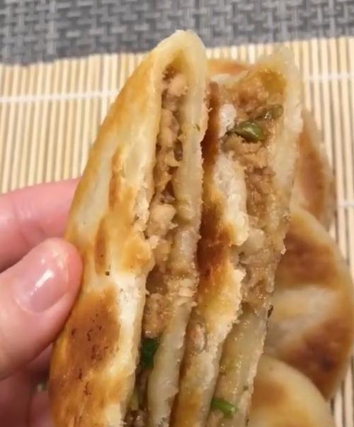 手把手教你用电饼铛做美味羊肉馅饼（电饼铛，羊肉，秘制调料，健康美味）-第2张图片-美味行家