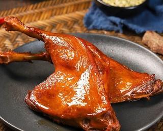 蒜蓉芸豆丝烩烤鸭（清香四溢，鲜嫩可口的美食佳品）-第3张图片-美味行家
