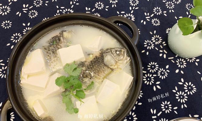 美味土鲫鱼豆腐汤的做法（家常煮汤，营养美味享受）-第2张图片-美味行家