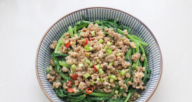 茼蒿肉末面的制作方法（做出美味健康的茼蒿肉末面）-第1张图片-美味行家