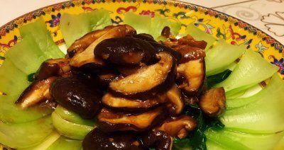 以香菇青菜完美搭配，美味健康好享受（做法大全，让你轻松掌握，营养丰富，口感绝佳）-第1张图片-美味行家