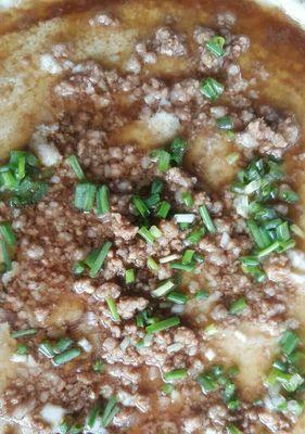 一份简单可口的肉末鸡蛋羹（家庭式美食，快速轻松上桌）-第3张图片-美味行家