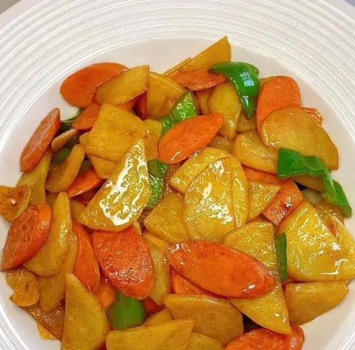 美味香肠炒土豆丝（学会做香肠炒土豆丝，成为家庭厨艺高手！）-第3张图片-美味行家
