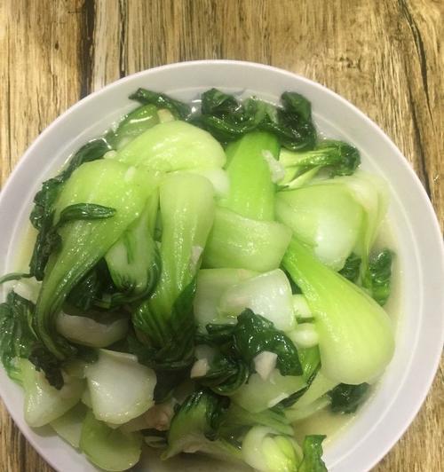 美味可口的蒜茸油菜（用新鲜油菜与蒜茸精心烹制，口感鲜美，令人回味无穷）-第2张图片-美味行家