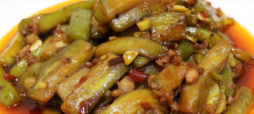 如何制作美味的鱼香茄子渝味（重庆美食，传统滋味，鱼香茄子的做法）-第3张图片-美味行家