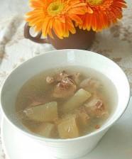 鸭肉萝卜汤，滋补养生的美味选择（家常做法，营养丰富，口感香醇。）-第1张图片-美味行家