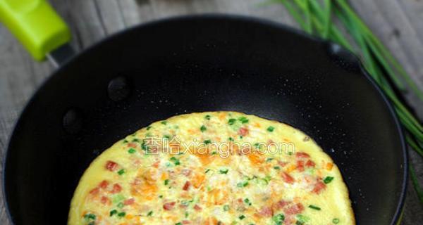 土豆火腿虾仁饼的制作方法（美味易做，惊艳您的味蕾）-第3张图片-美味行家