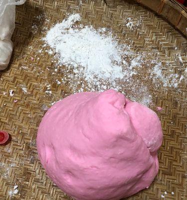 桃粿的制作方法（传统美食，美味可口，重温传统糕点文化）-第3张图片-美味行家