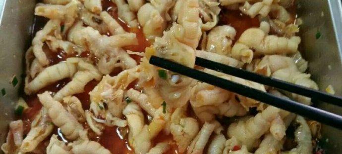 酸辣泡鸡脚，美味可口的小吃（家庭制作，简单易学的做法）-第1张图片-美味行家