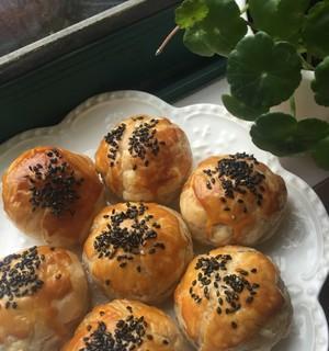 手抓芋泥肉松蛋黄酥（用心制作，美味无比）-第2张图片-美味行家