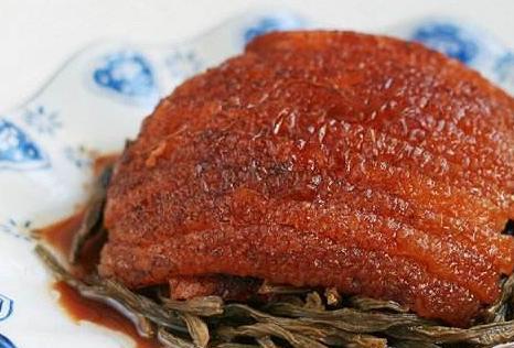 咸烧白大揭秘（以咸烧白的做法为主题，探讨其材料搭配、烹饪技巧和口味提升。）-第3张图片-美味行家
