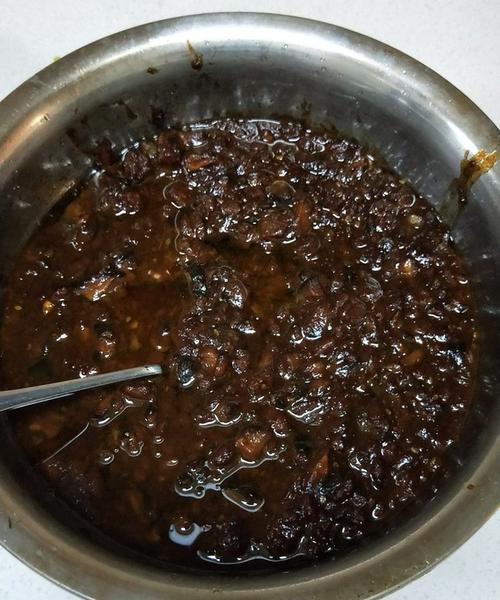 香菇辣酱——味蕾的多重享受（口感、香气双重体验）-第1张图片-美味行家